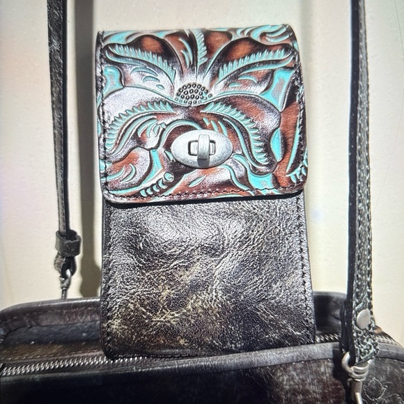 Patricia Nash Turquoise Paris satchel and phone case crossbody - Picture 5 of 12
